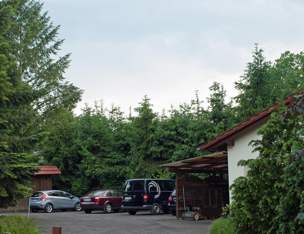 Hotel & Restaurant Waldschloesschen Kyritz Eksteriør billede