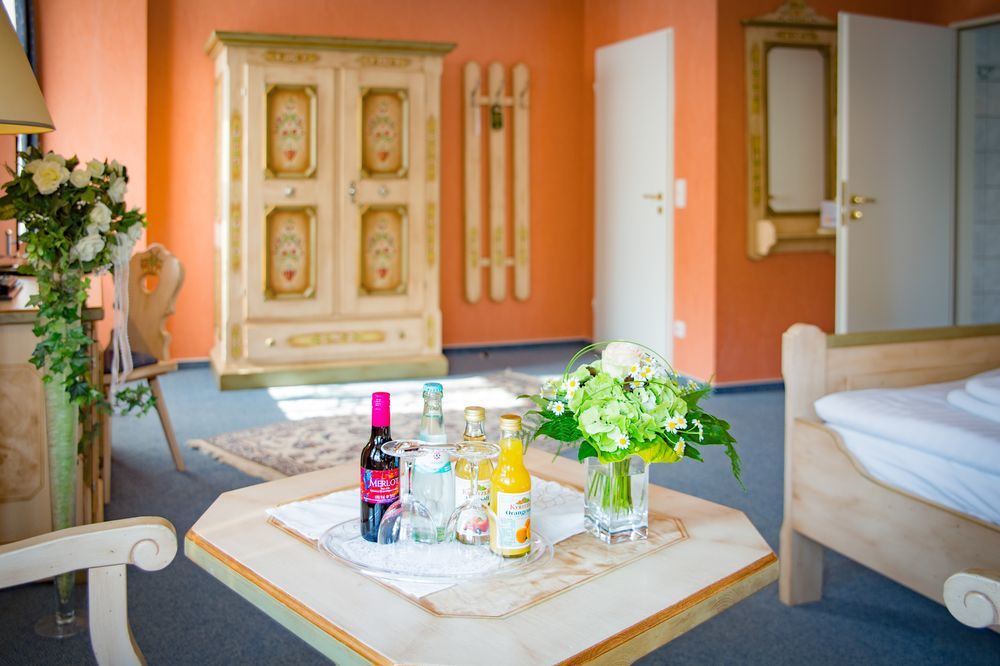 Hotel & Restaurant Waldschloesschen Kyritz Eksteriør billede