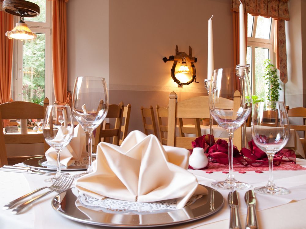 Hotel & Restaurant Waldschloesschen Kyritz Eksteriør billede